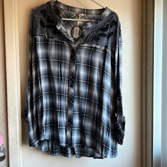 hazel Tops - Flannel Top